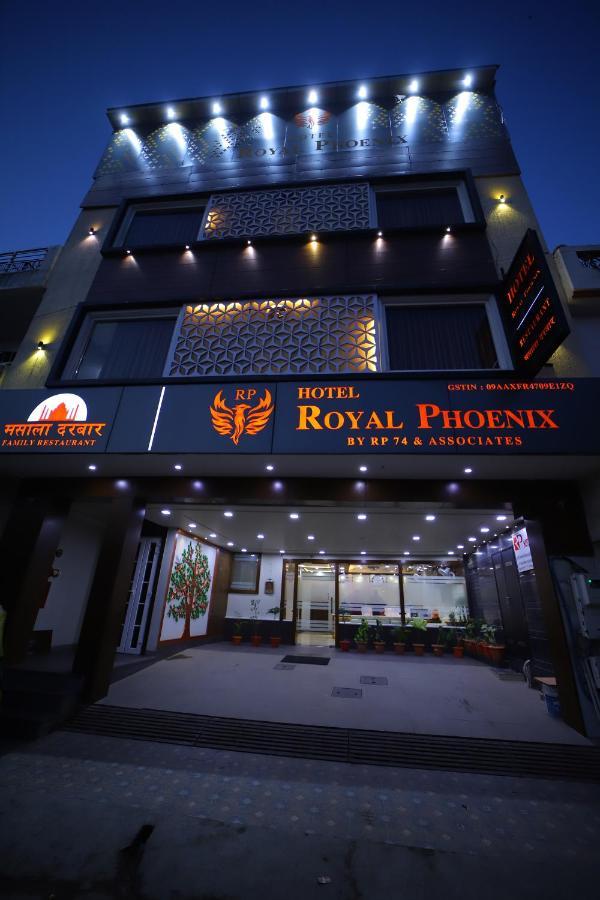 Hotel Royal Phoenix آغْرا المظهر الخارجي الصورة