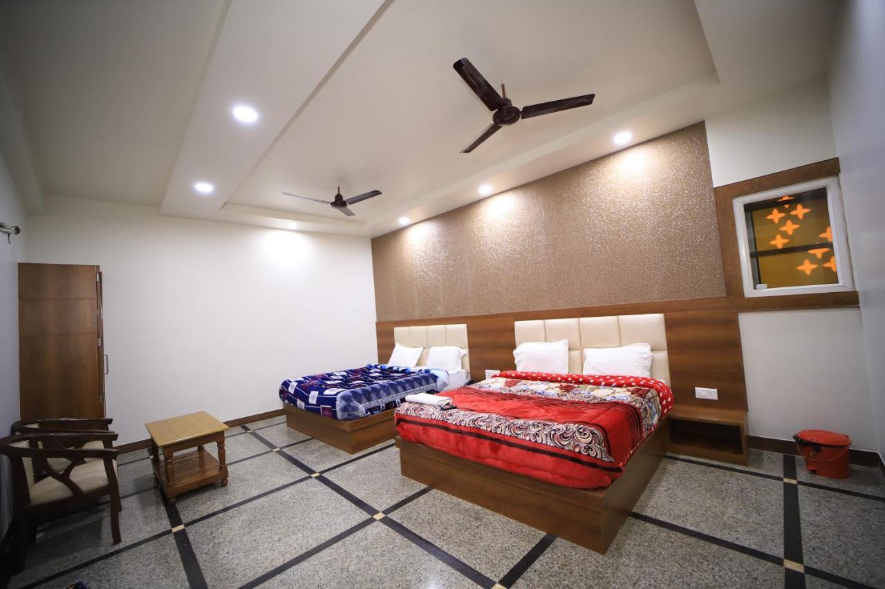 Hotel Royal Phoenix آغْرا المظهر الخارجي الصورة