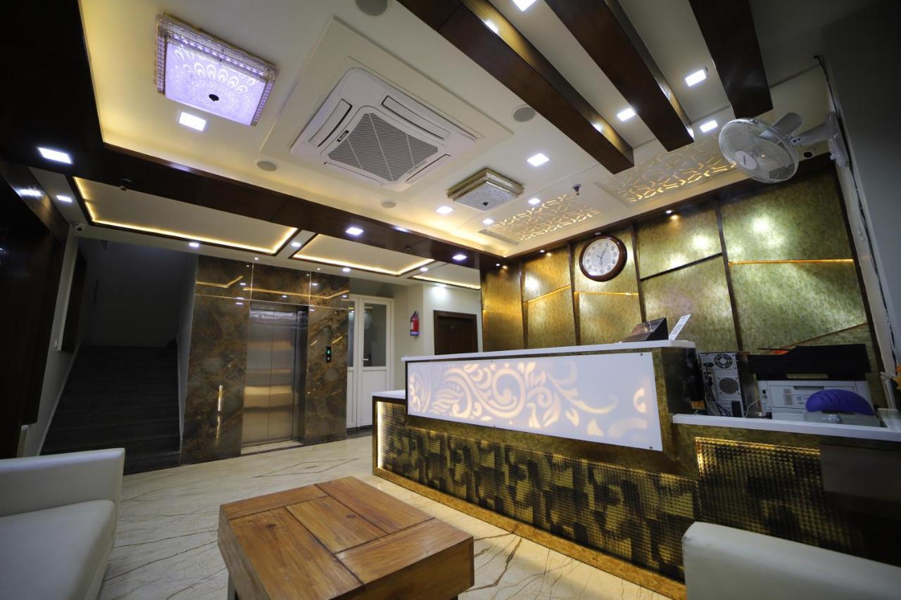 Hotel Royal Phoenix آغْرا المظهر الخارجي الصورة