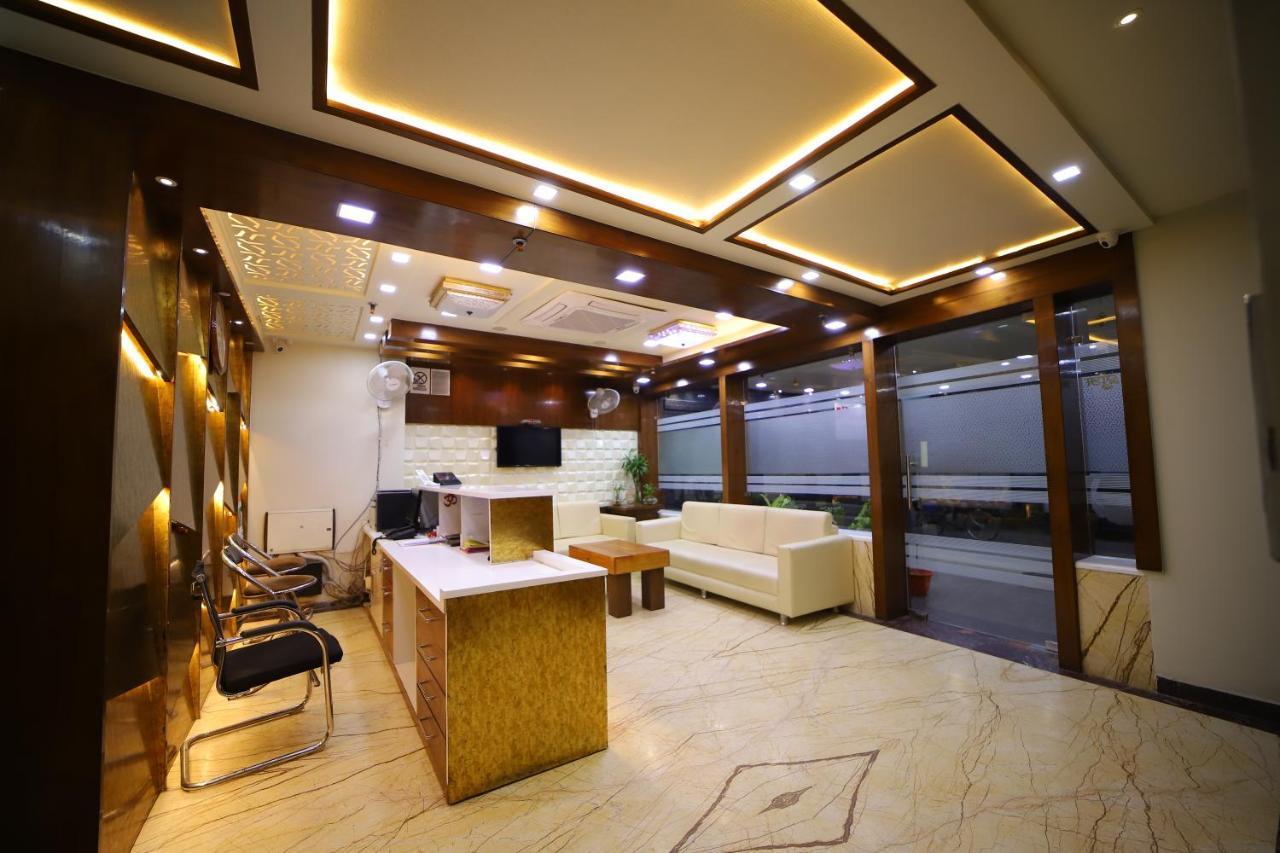 Hotel Royal Phoenix آغْرا المظهر الخارجي الصورة